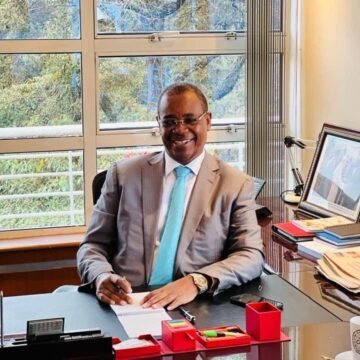 Only Those who ditched Raila will survive in 2027-Kidero