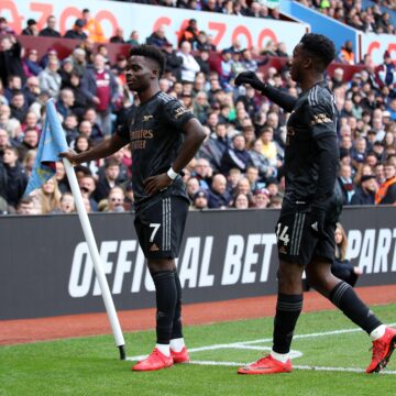 Aston Villa 2-4 Arsenal FT Gunners stir to finally shoot down shaken Villans.