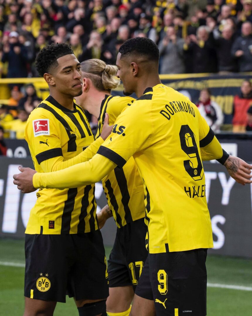 Borrusia Dortmund thump Five past hapless Freiburg