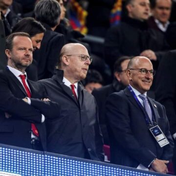 Manchester United are set to receive a massive offer from Qatari investors.