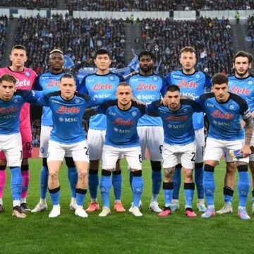 Napoli host Eintracht Frankfurt at Stadio Maradona