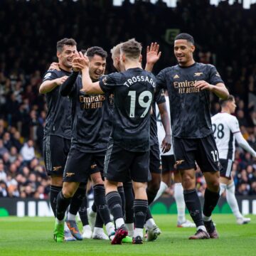 Arsenal become the first team in English Football League history to win five away London derbies