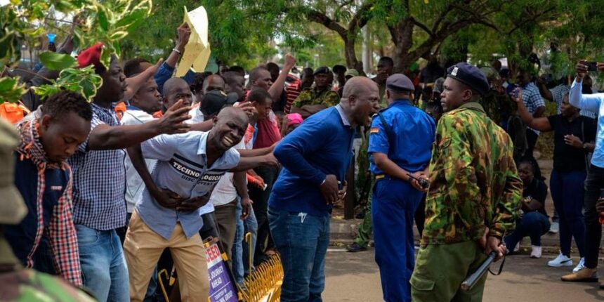 Showdown looms as Protestors make their way into Nairobi CBD amid high police presence