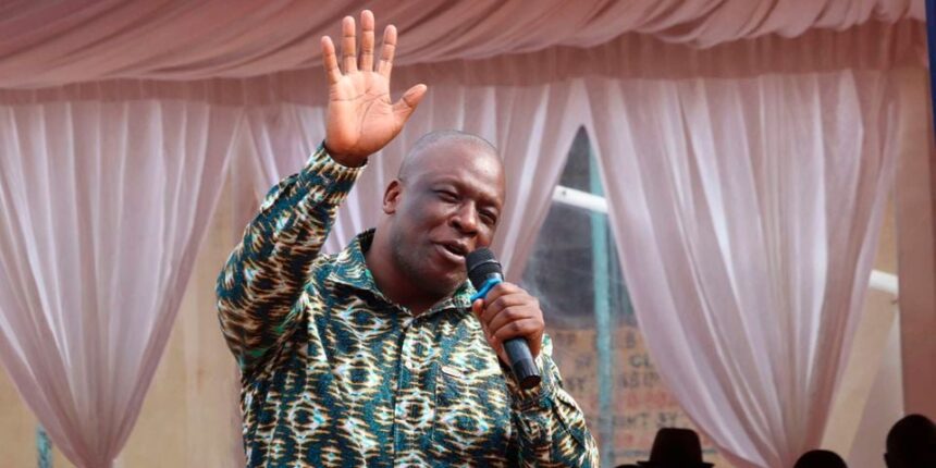 We shall down our tools if our salaries are delayed