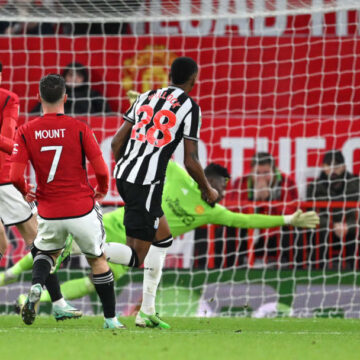 League Cup Holders Manchester United Sank by Newcastle United